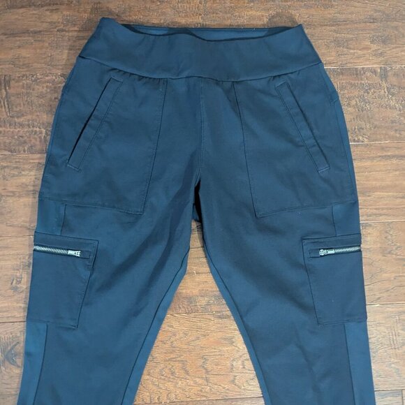 Athleta Headlands Hybrid Cargo Pants Navy Size 10 High Rise Zip Pocket - Picture 5 of 9